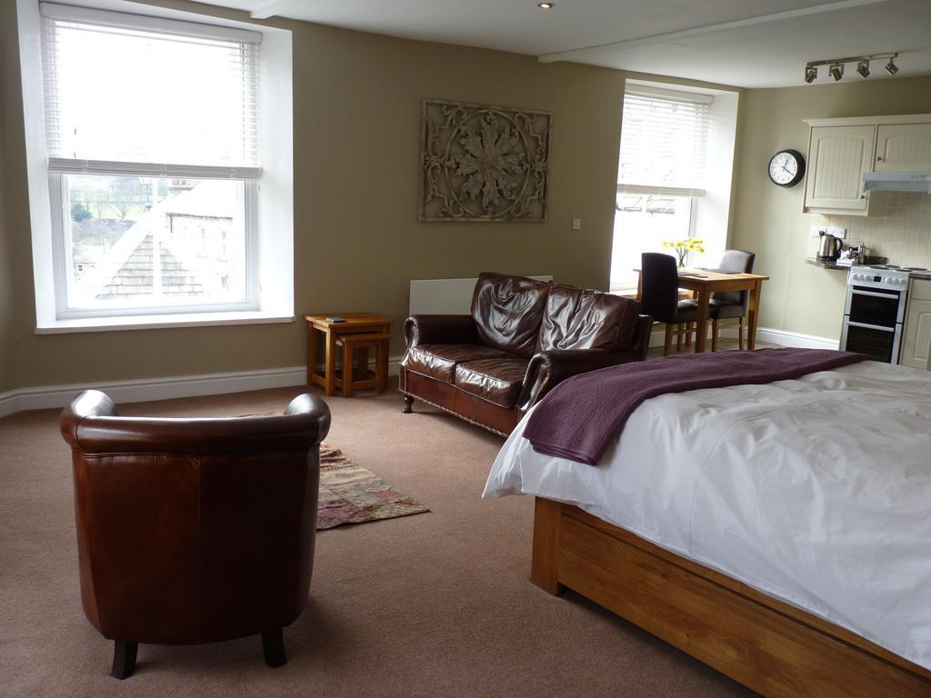 Town View Alston Apartment Room photo